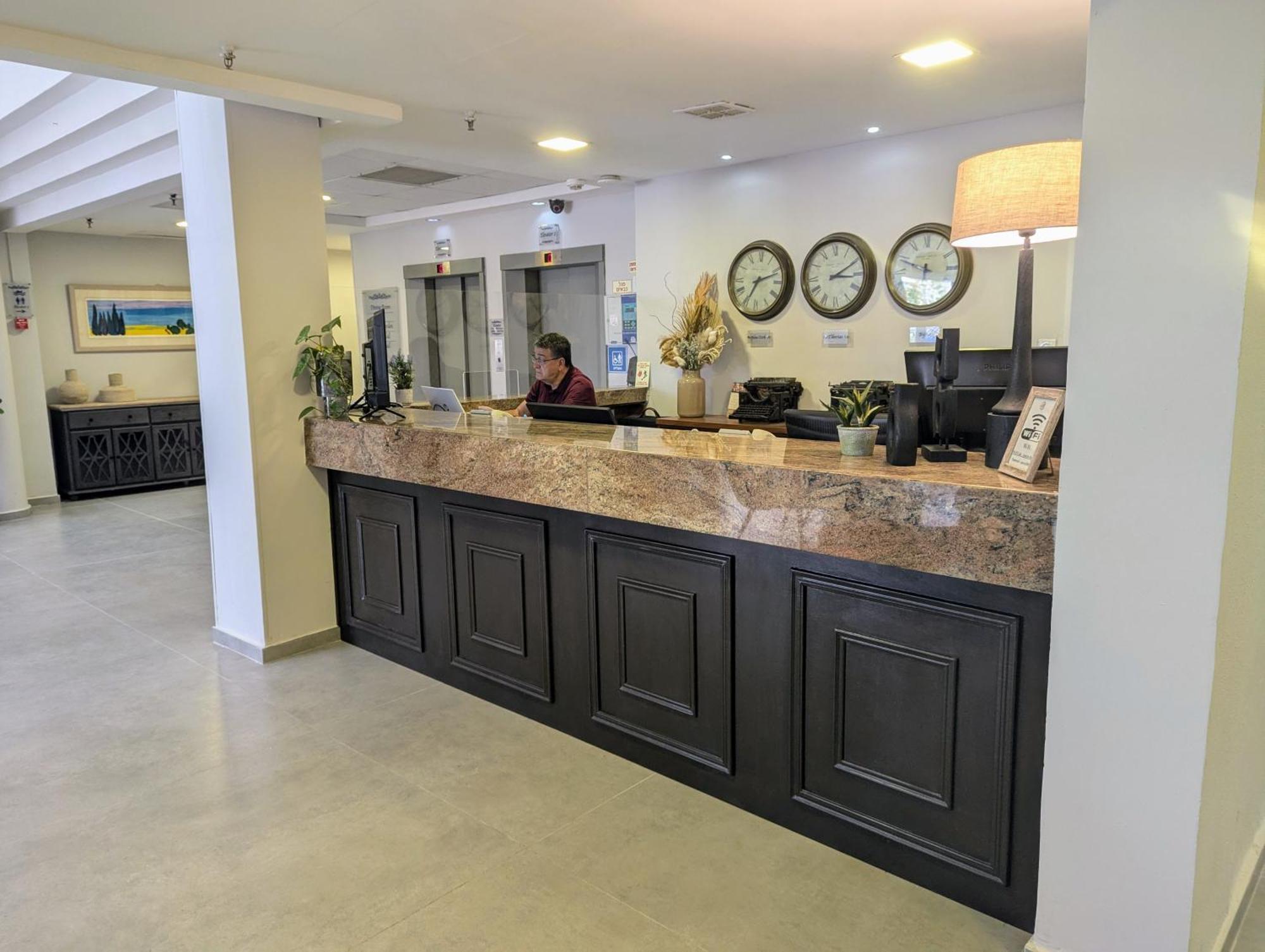 Astoria Galilee Hotel Тиверіада Екстер'єр фото